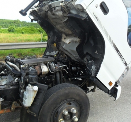 ขาย 6 ล้อ ISUZU รุ่น NKR