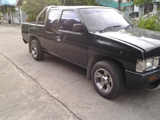 ขายถูกๆNISSAN BIG Mปี37พร้อมใช้งาน ขายถูกๆNISSAN BIG Mปี37พร้อมใช้งาน