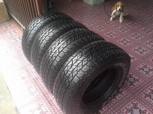 ยางYokohama245/70/16ยางเป็นปี07ถูกๆเป็นชุดเดียวกัน ไม่บวมไม่เปนบั้งสวย