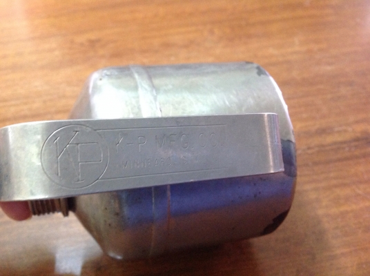 ขายกาหยอดน้ำมัน Vintage ระบบปั้มหยอด กระบอกโต ขายราคาพิเศษ ขายกาหยอดน้ำมัน Vintage ระบบปั้มหยอด กระบอกโต ขายราคาพิเศษ