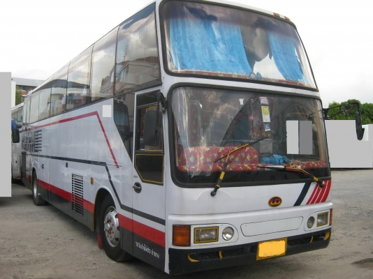 ขายรถบัส 6 ล้อ 45 ที่นั่ง สภาพพร้อมใช้งาน เครื่องนิคสัน 6 สูบ 320 แรง