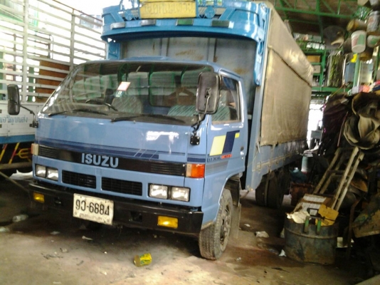 ขาย ISUZU 6 ล้อ 110แรง ยาว 4.5 เมตร