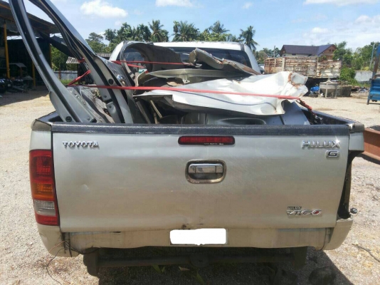 วีโก้ 4 ประตู 4WD ปี07 พร้อมเล่มทะเบียน ภาษีไม่ขาด แคชซีสวยไม่โดน วีโก้ 4 ประตู 4WD ปี07 พร้อมเล่มทะเบียน ภาษีไม่ขาด แคชซีสวยไม่โดน