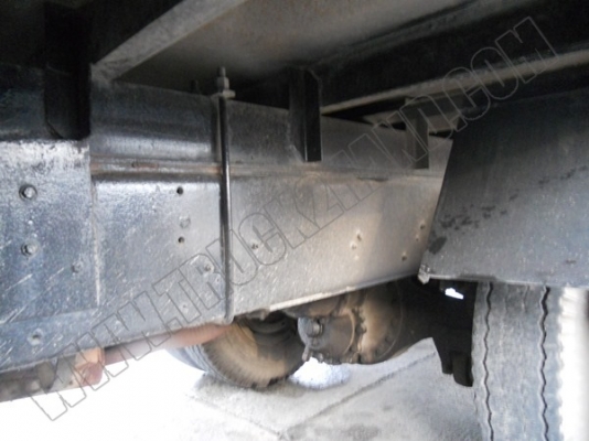 รถบรรทุก10ล้อ(พื้นเรียบ) MITSUBISHI FN527M 195