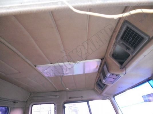 รถบรรทุก10ล้อ(พื้นเรียบ) MITSUBISHI FN527M 195