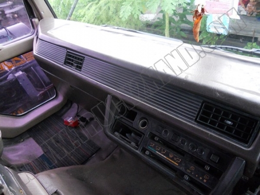 รถบรรทุก10ล้อ(พื้นเรียบ) MITSUBISHI FN527M 195