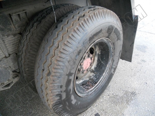 รถบรรทุก10ล้อ(พื้นเรียบ) MITSUBISHI FN527M 195