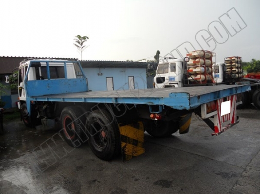 รถบรรทุก10ล้อ(พื้นเรียบ) MITSUBISHI FN527M 195