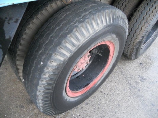 รถบรรทุก10ล้อ(พื้นเรียบ) MITSUBISHI FN527M 195