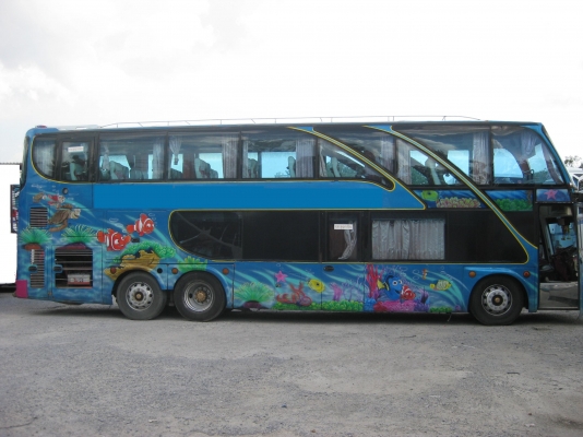 ขายรถบัส 8 ล้อ VIP  52 ที่นั่ง สภาพพร้อมใช้งาน เครื่องฮีโน  6สูบ 400 แรง