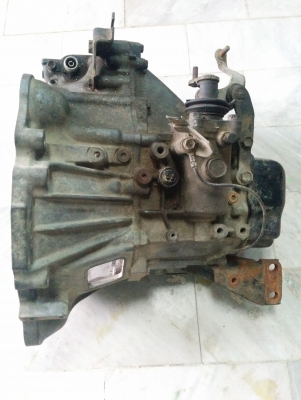 ขายเกียร์ธรรมดา toyota soluna (5AFE) โฉมหยดน้ำ มารับเองลดให้อีก