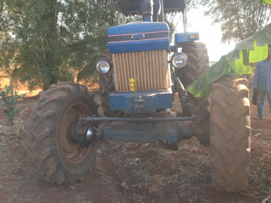 ขายฟอร์ด 2 เพลา 6 สูบ เกียร์มือ