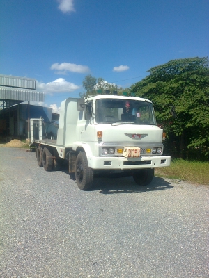 ขายรถเทลเลอร์สิบล้อ2เพลา บรรทุกรถเกี่ยว