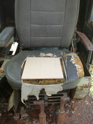 ขายด่วน แมคโคร PC120-3 ราคา 300,000