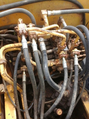 ขายด่วน แมคโคร PC120-3 ราคา 300,000