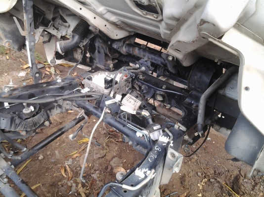 ขายแซสซีรถเชียงกงแกะขายครับ มีใบอินวอย อีซูซุNKR 6ล้อเล็ก มีคานหน้าเป็นปีกนก ล้อ7วง ขาย 35000 บาท