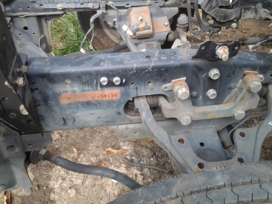 ขายแซสซีรถเชียงกงแกะขายครับ มีใบอินวอย อีซูซุNKR 6ล้อเล็ก มีคานหน้าเป็นปีกนก ล้อ7วง ขาย 35000 บาท