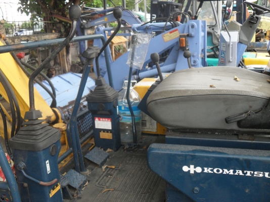 ขายรถขุดเล็ก KOMATSU  PC30-6