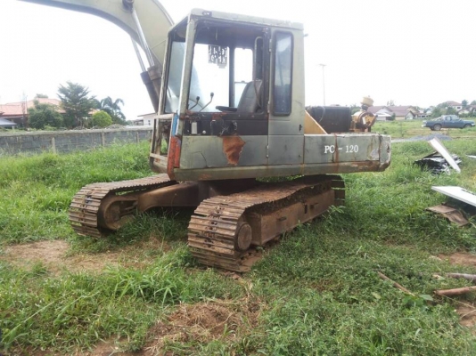 ขายรถแม็คโคร 100 รุ่น 3 เครื่องเดิม ปั้มเดิม ช่วงล่างดี รถใช้งานได้