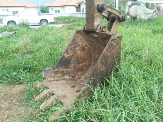 ขายรถแม็คโคร 100 รุ่น 3 เครื่องเดิม ปั้มเดิม ช่วงล่างดี รถใช้งานได้