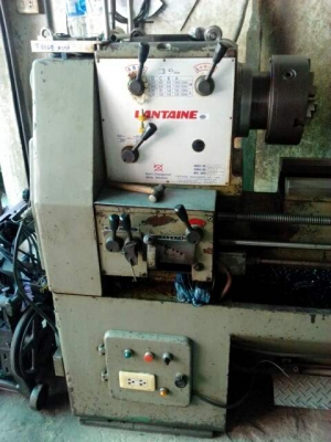 เครื่องกลึง 5 ฟุต 3 เพลา เกียร์บล็อก คอลึก 14 นิ้ว พร้อมใช้งาน ด่วน !!!! 98,000