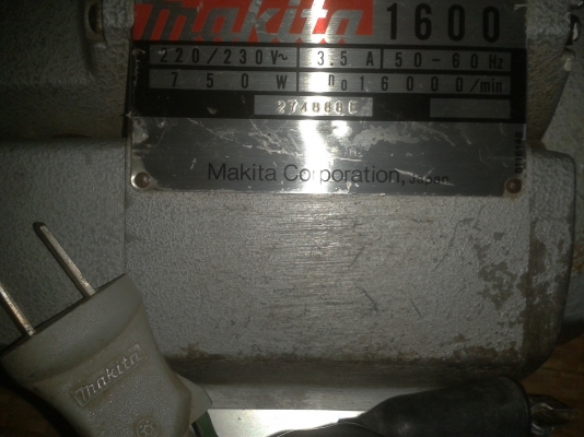 ขายกบไฟฟ้า makita รุ่น1600 สภาพสวยพร้อมใช้งาน