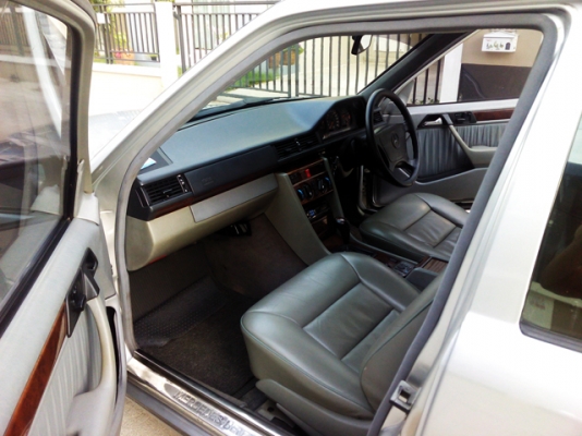 Benz E280 ชุดแต่ง Masterpiece ตัวสุดท้ายปี 1996 Code C ตัวท็อป Airbagคู่ ABS Auto เอกสารพร้อมโอน