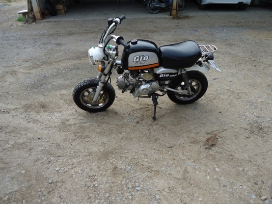 กอลิล่า  stallion 125  cc  ทะเทียนแท้ โอนขนส่ง   เล่ม  มือเดียว   ราคา 16000