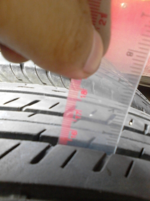 205/70R15 BRIDGESTONE DURVIS R611 TEL.081-427-3941 205/70R15 BRIDGESTONE DURVIS R611 TEL.081-427-3941