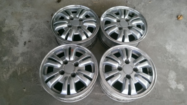 ขายล้อแม็ก ขอบ 15 นิ้ว 4 รู 114