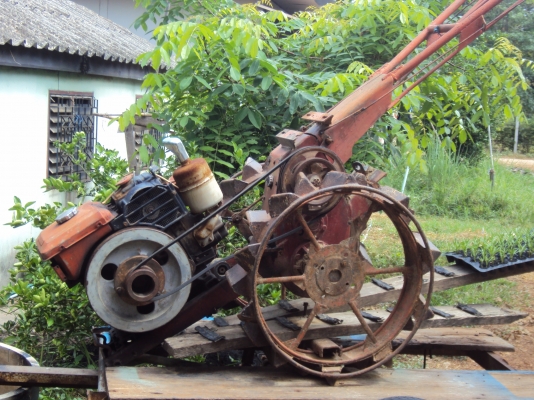 ขายรถไถเดินตามพร้อมเครื่อง