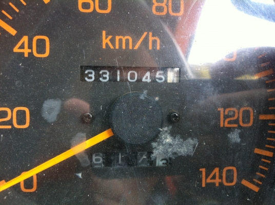 ขายรถ 6 ล้อ ยาว รุ่น NISSAN UD CP180