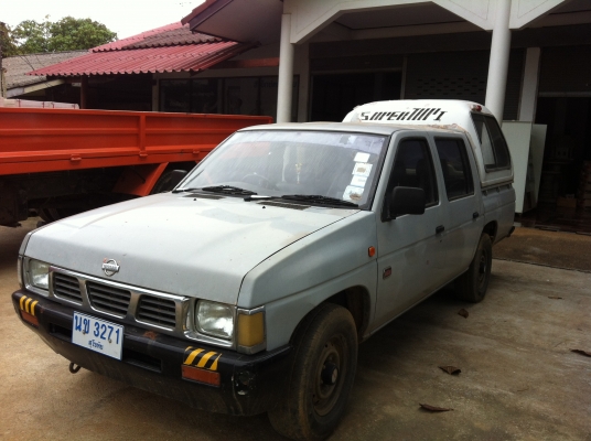 ขายรถกระบะ เบนซิน NISSAN BIG M