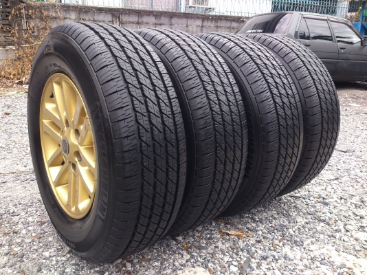 ขายแม็กTOYOTA FORTUNER ขอบ17 พร้อมยางMICHELIN265/65R17 ยางสัปดาห์ที่49ปี12 ดอกยางนิ่มลึกไม่ร้าวไม่แตกลายดอกเต็ม (สภาพ90\%) จำนวน 1 ชุด พร้อมน๊อตแท้ 24 ตัว