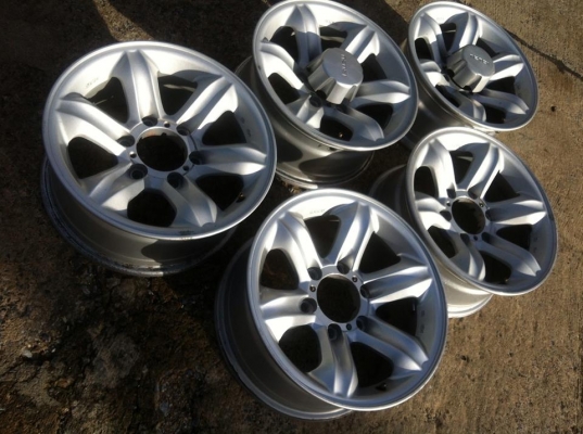 ขายแม็กเล็บเหยี่ยว ISUZU ENKEI ขอบ16 x 5วง 11000 บาท