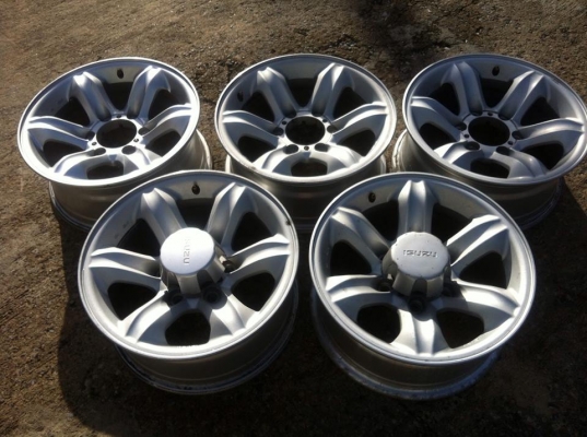 ขายแม็กเล็บเหยี่ยว ISUZU ENKEI ขอบ16 x 5วง 11000 บาท