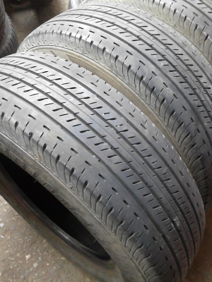 205/70R15 BRIDGESTONE DURAVIS R611 มีชุด 4 เส้น TEL.081-427-3941 205/70R15 BRIDGESTONE DURAVIS R611 มีชุด 4 เส้น TEL.081-427-3941