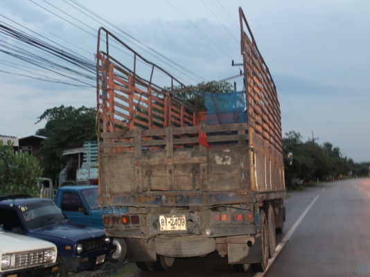 มัดจำแล้วครับจากเฮียสำเภา สิงห์เล็กจาก ต.บ่อนอก จ.ประจวบๆครับขอบคุณที่มาเยี่ยมชมถึงน่านครับ13/7/57ตอนนี้ก้อรอเอกสารชุดโอนอยู่ขอบคุณครับและขอบคุณทีมงานพี่เสือทุกคนครับ