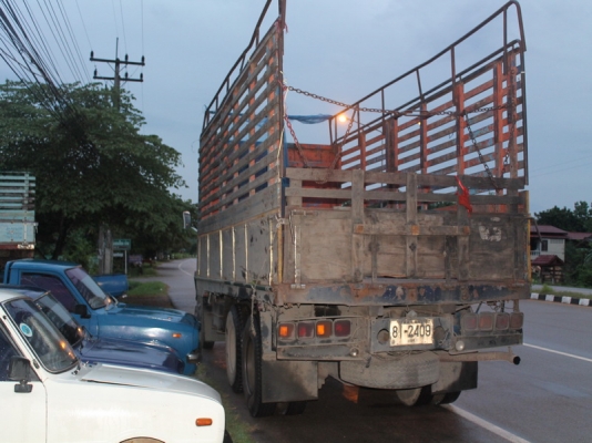 มัดจำแล้วครับจากเฮียสำเภา สิงห์เล็กจาก ต.บ่อนอก จ.ประจวบๆครับขอบคุณที่มาเยี่ยมชมถึงน่านครับ13/7/57ตอนนี้ก้อรอเอกสารชุดโอนอยู่ขอบคุณครับและขอบคุณทีมงานพี่เสือทุกคนครับ