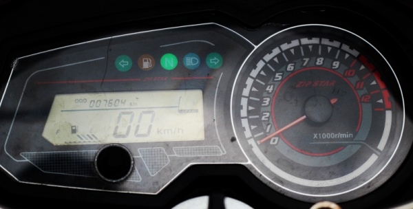 ขายถูก 39000 บาท ทะเบียนแท้ พร้อมโอน แต่งคันเดียวในไทย วิ่งน้อย7XXX Km ขายถูก 39000 บาท ทะเบียนแท้ พร้อมโอน แต่งคันเดียวในไทย วิ่งน้อย7XXX Km