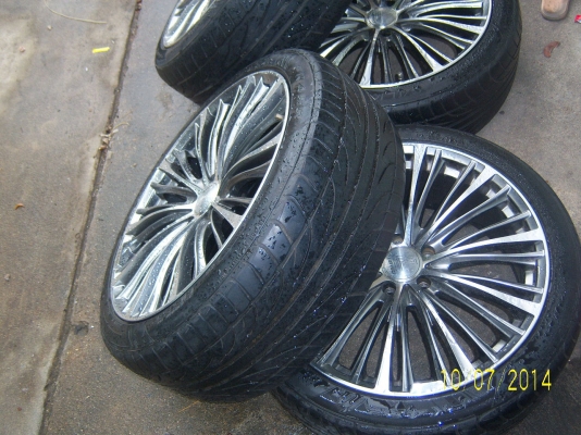 แม็กพร้อมยาง 245 40 20 ปี 11