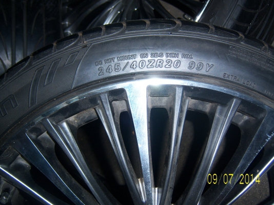 แม็กพร้อมยาง 245 40 20 ปี 11