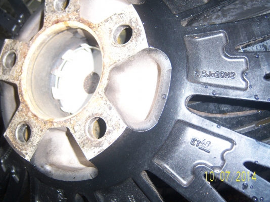 แม็กพร้อมยาง 245 40 20 ปี 11