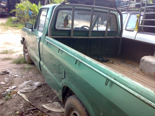 มาสด้าโปรซีด เดิมๆ เครื่องเบนซิล 1600 cc ขายเป็นอะหลั่ย