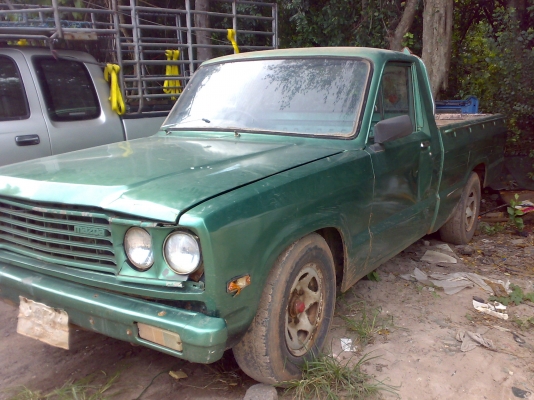 มาสด้าโปรซีด เดิมๆ เครื่องเบนซิล 1600 cc ขายเป็นอะหลั่ย