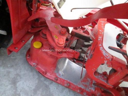 รถเกี่ยวข้าวเดินตาม!!!  YANMAR   YB302  รหัสสินค้า : 14001682   หรือเพิ่มเติมไดที่ www.nihonmono.com