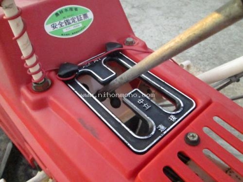 รถเกี่ยวข้าวเดินตาม!!!  YANMAR   YB302  รหัสสินค้า : 14001682   หรือเพิ่มเติมไดที่ www.nihonmono.com