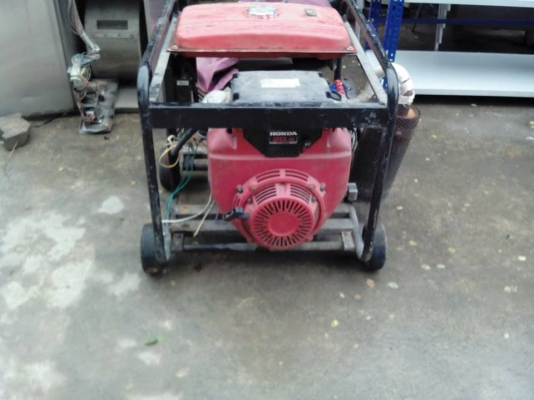ขายเครื่องปั่นไฟ HONDA 20 HP มือสอง พร้อมใช้ 10 KVA.