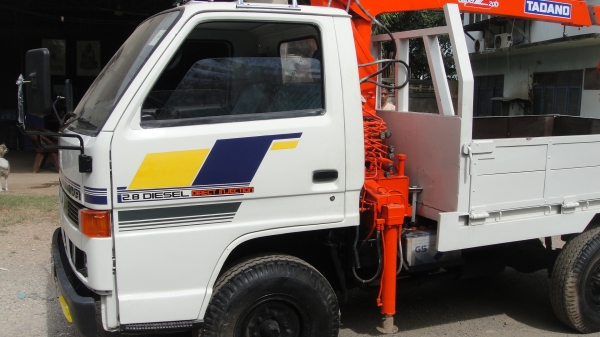 ISUZU NHR 4ล้อ เครน TADANO 2ตัน สภาพสวยพร้อมใช้