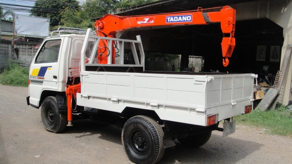 ISUZU NHR 4ล้อ เครน TADANO 2ตัน สภาพสวยพร้อมใช้